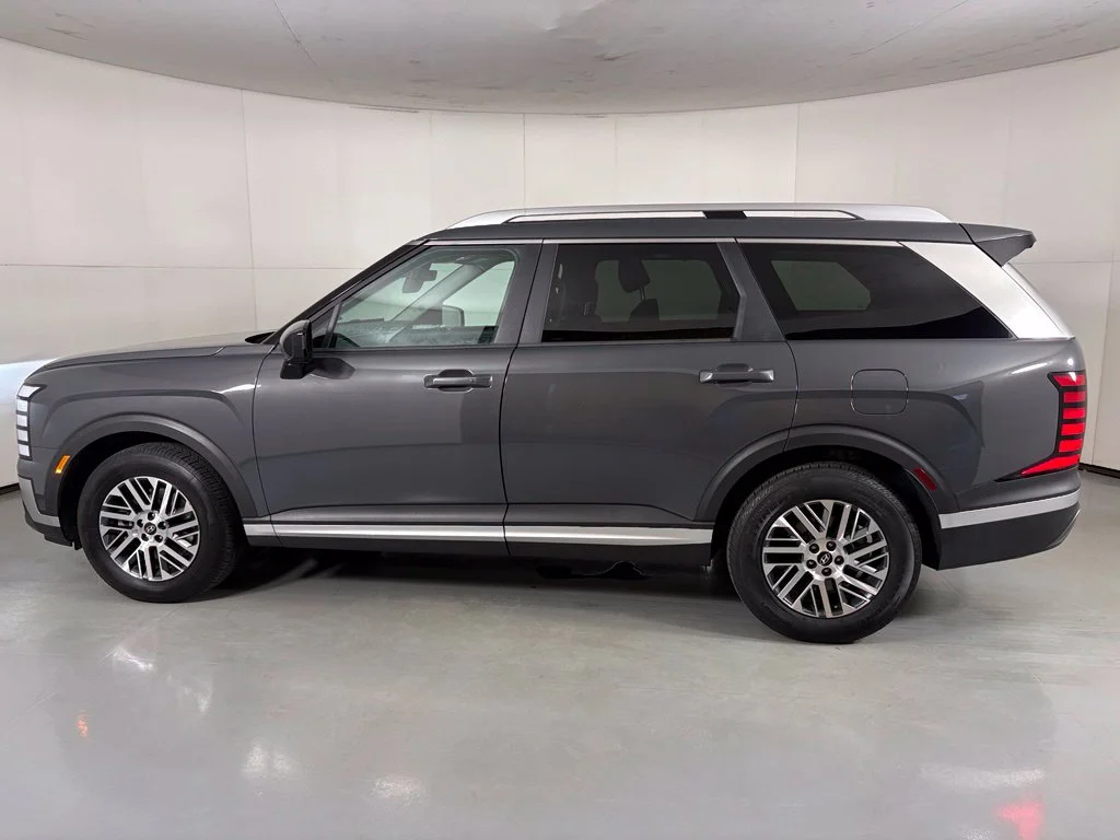 Used 2026 Gray Hyundai SEL image 5