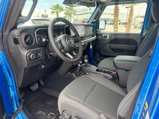 New 2026 Hydro Blue Pearlcoat Jeep Rubicon image 21