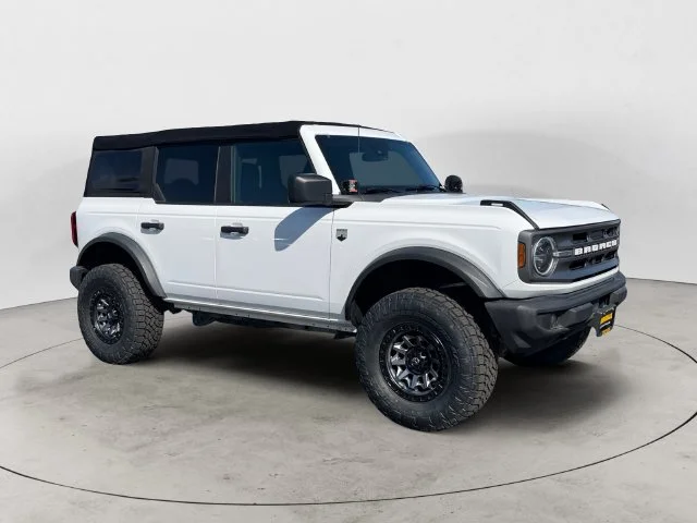 Used 2022 White Ford Big Bend image 3