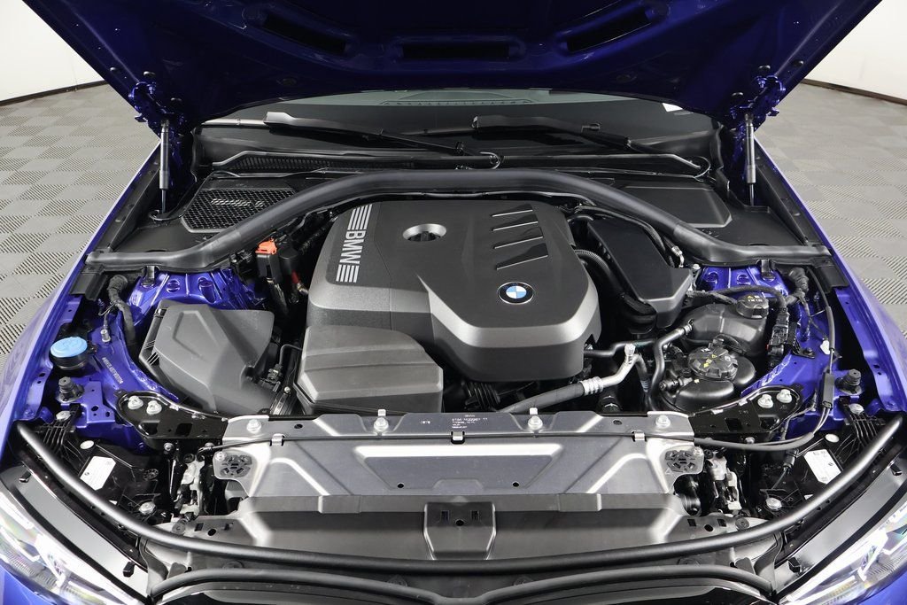 New 2026 Portimao Blue Metallic BMW 330i image 9