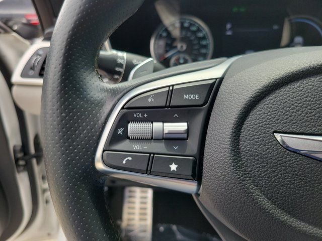 2023 GENESIS G70 Standard - Photo 23