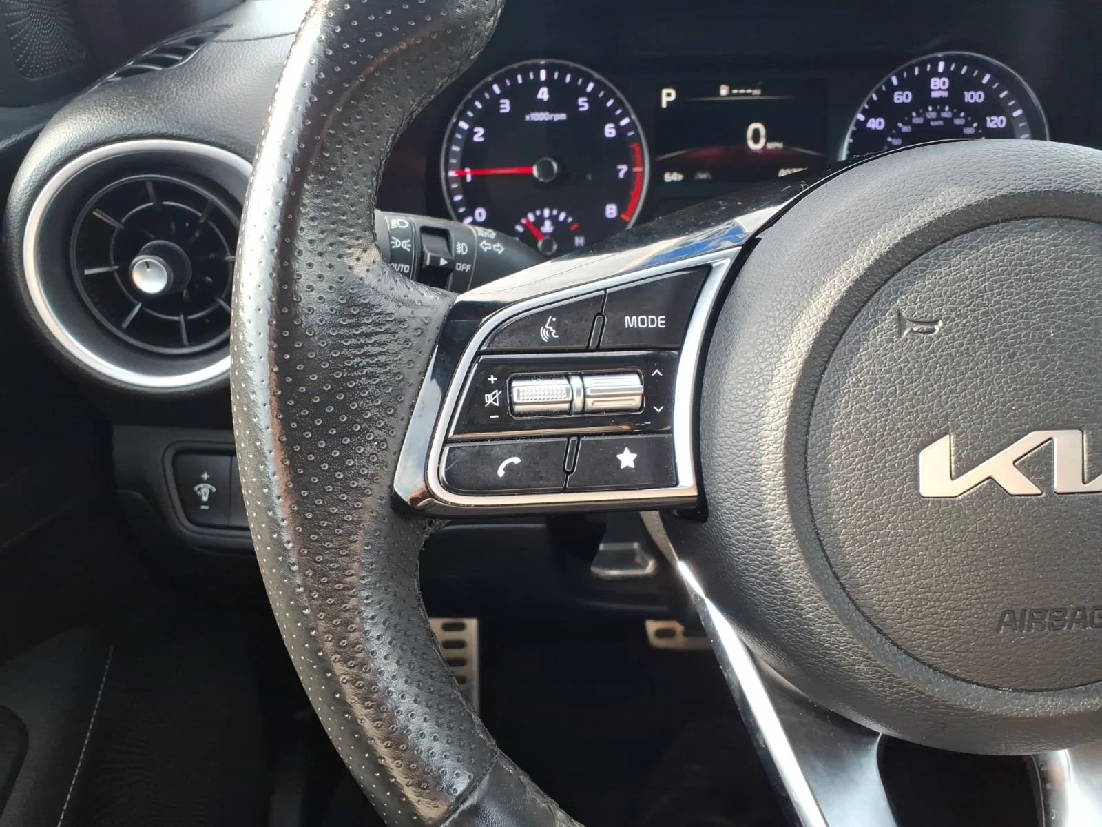 Used 2024 Black Kia GT-Line image 13