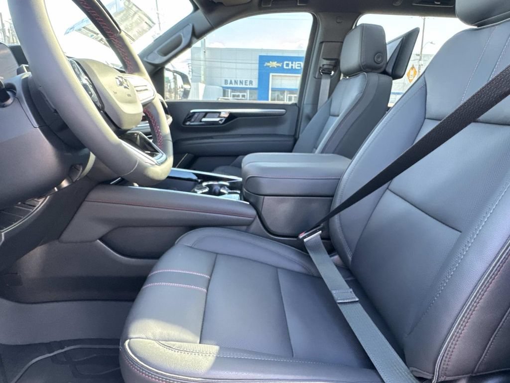 2026 Chevrolet Suburban RST - Photo 19