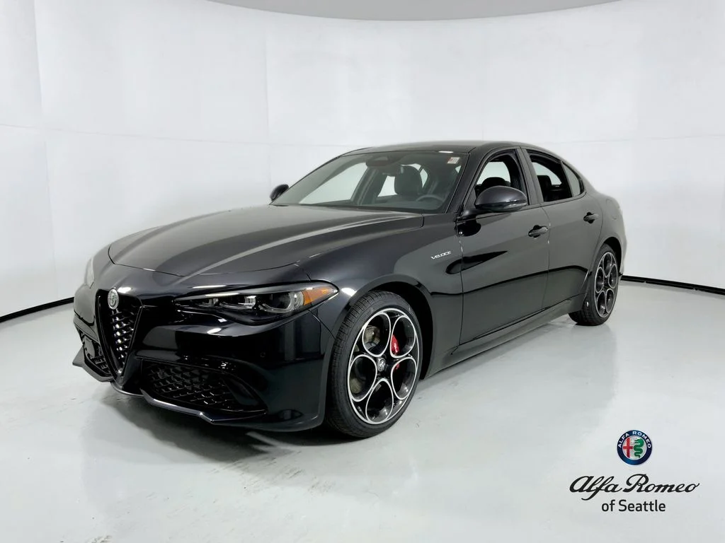 2026 Alfa Romeo Giulia Giulia AWD's photo