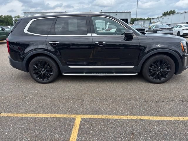 Certified Used 2022 Black Kia SX image 4