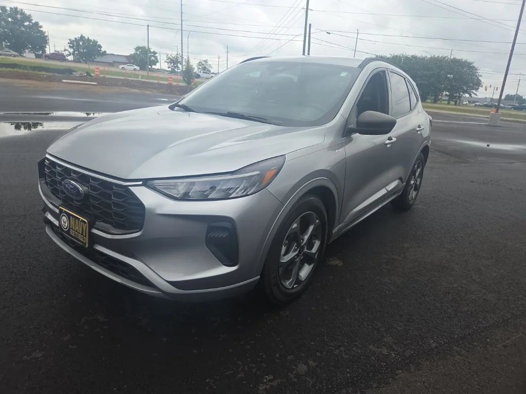 Used 2023 Silver Ford ST-Line image 3