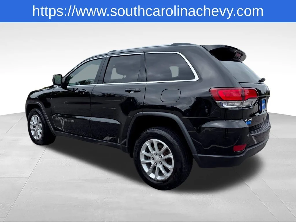 Used 2021  Jeep Laredo X image 34