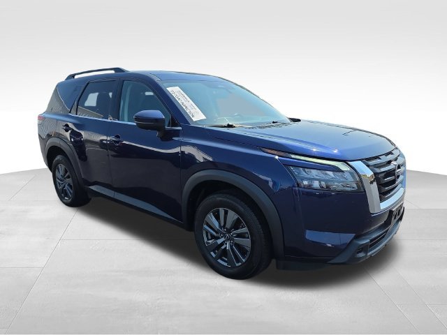 Used 2024 Blue Nissan SV image 7