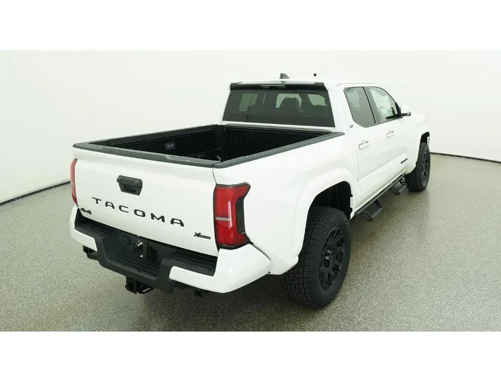 New 2026 Ice Cap Toyota SR5 image 8