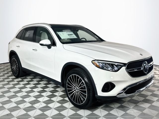 New 2027 Polar White Mercedes-Benz GLC 300 image 1