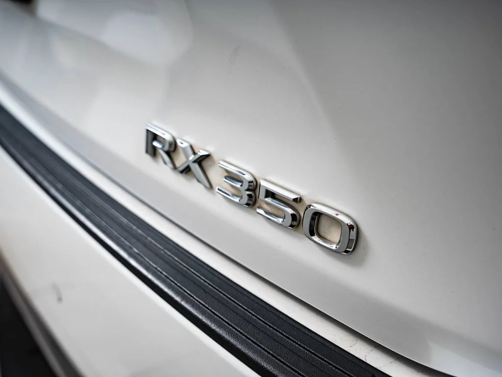 Used 2017 Eminent White Pearl Lexus 350 image 16