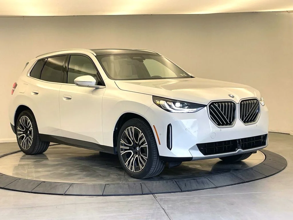 Used 2026 White BMW 30 xDrive image 7