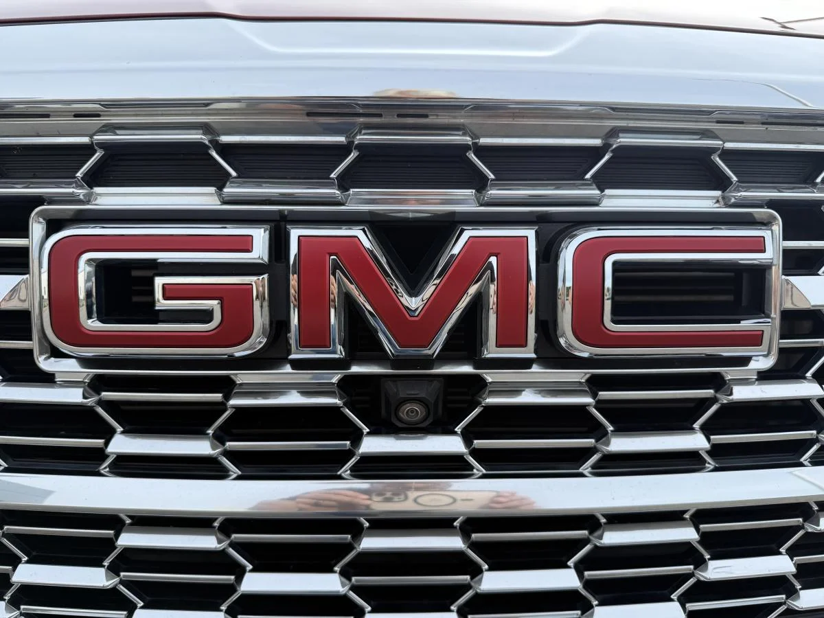 Certified Used 2023 Red GMC Denali Awd image 11