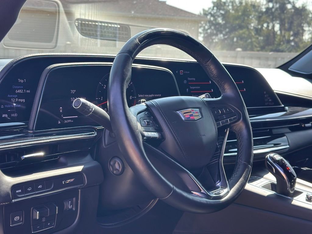 Used 2023 Silver Cadillac V-Series image 18