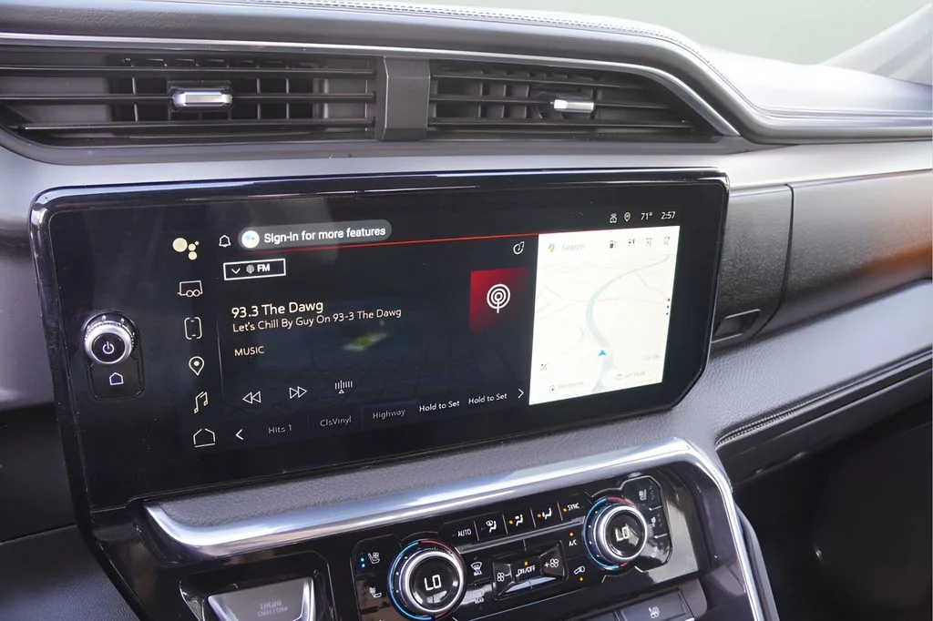 Used 2024 Onyx Black GMC Denali image 27