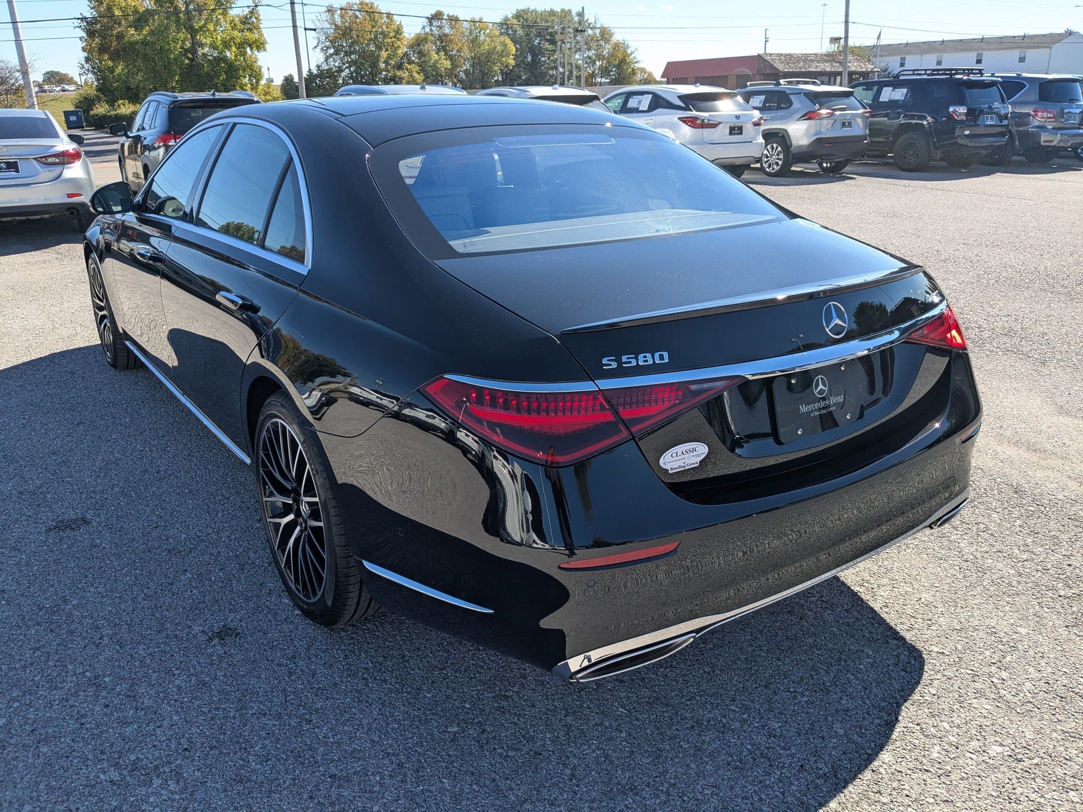 New 2026 Obsidian Black Metallic Mercedes-Benz S 580 image 45