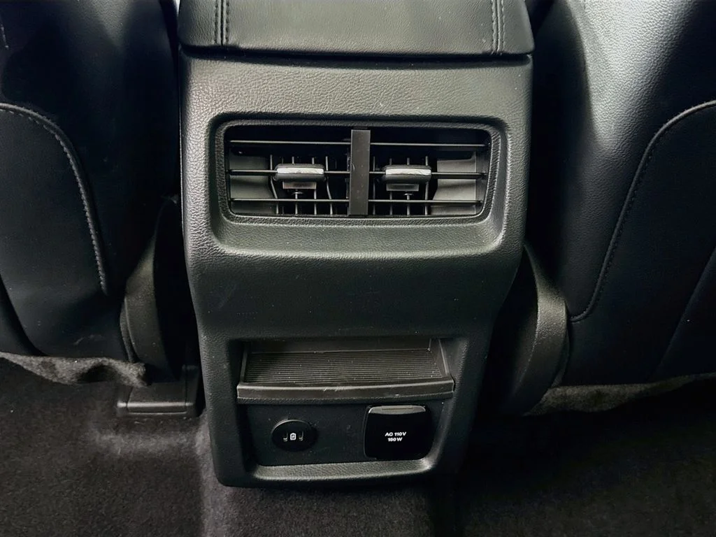 Used 2023 Agate Black Metallic Ford SEL image 25