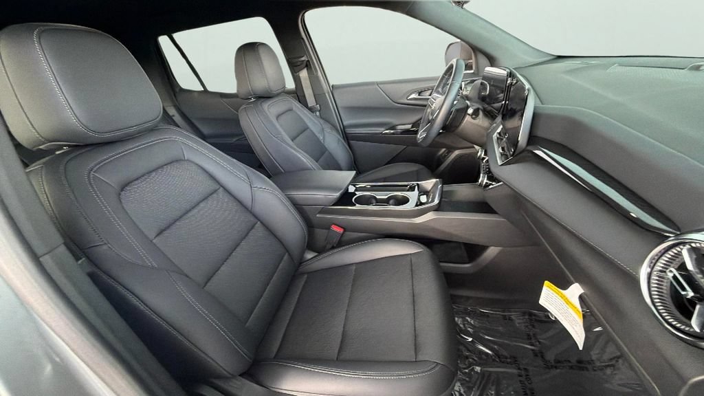 Certified Used 2025 Sterling Gray Metallic Chevrolet LT image 32