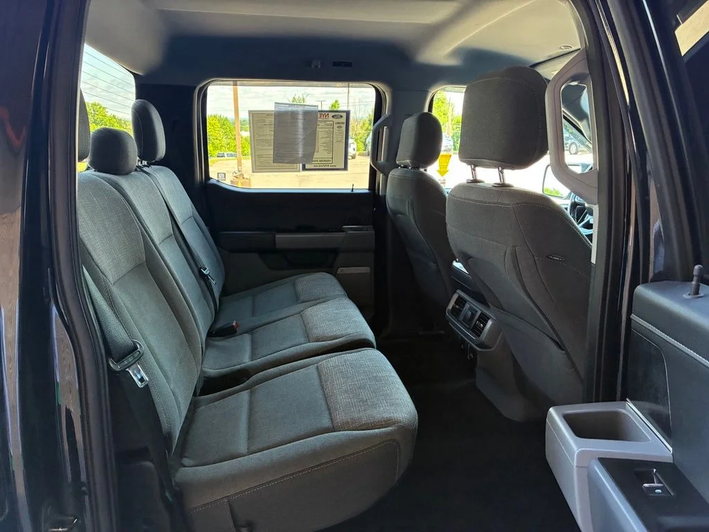Used 2021 Black Ford XLT image 53