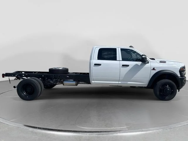 New 2026 Bright White Clear-Coat Exterior Paint RAM Tradesman image 9