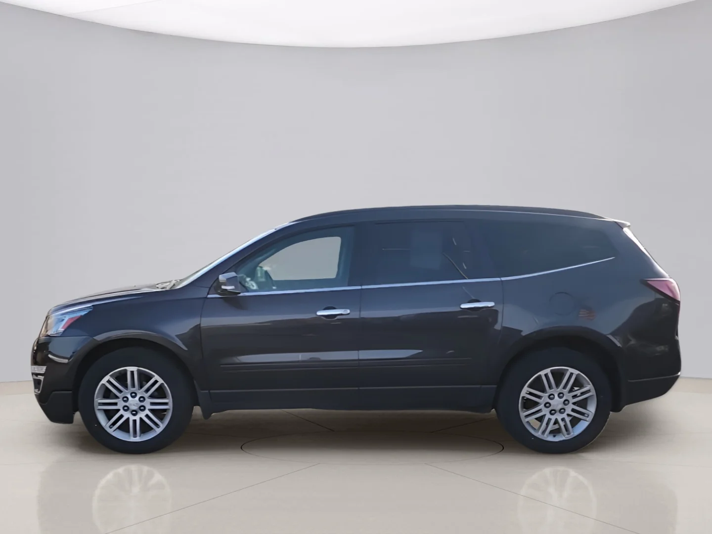 Used 2015 Gray Chevrolet  image 2