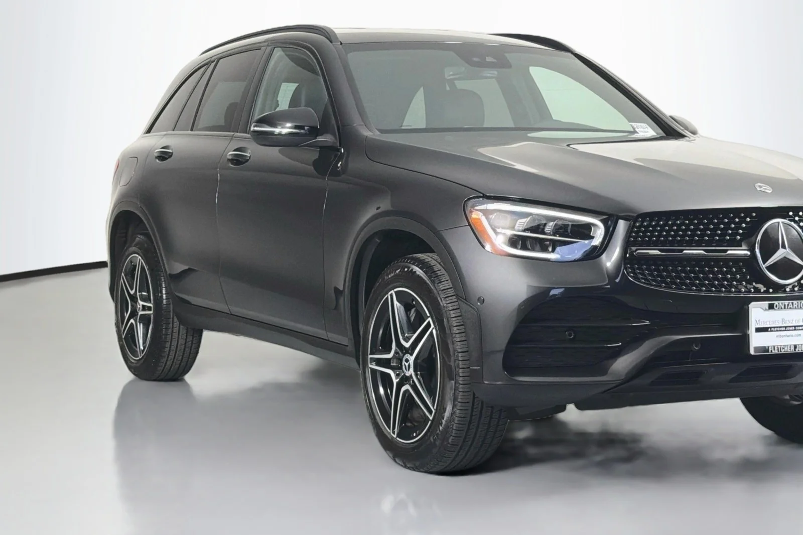 Certified Used 2022 Graphite Grey Metallic Mercedes-Benz 300 image 15