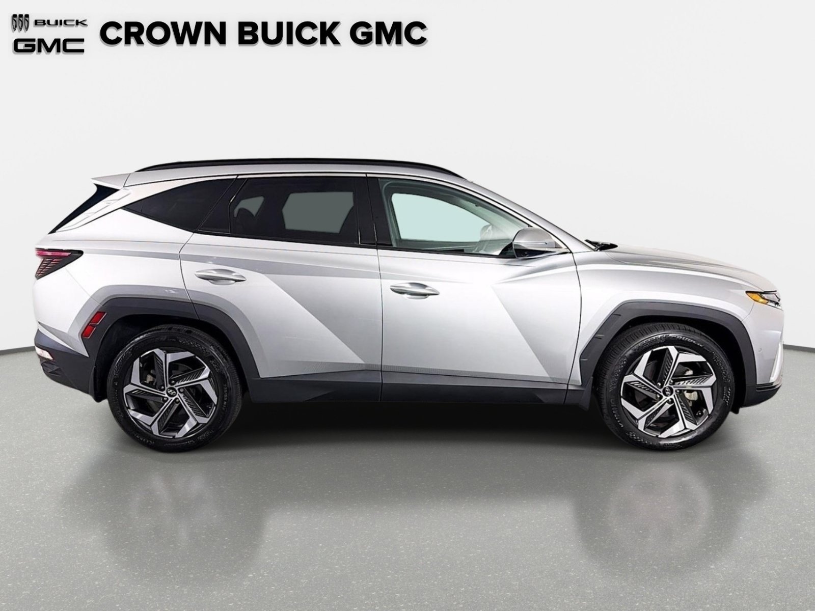 Used 2023 Shimmering Silver Hyundai Limited image 4