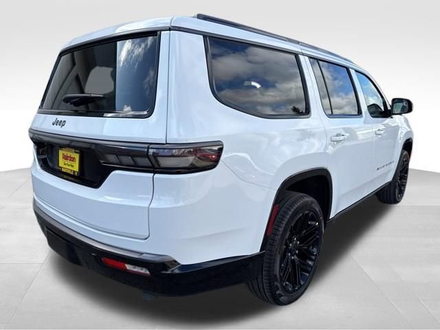 New 2026 Bright White Clear-Coat Exterior Paint Jeep Limited Reserve image 7
