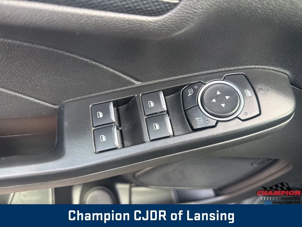 Used 2025 Gray Metallic Ford ST-Line Select image 16