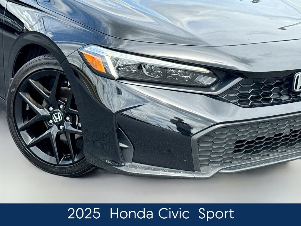 Used 2025  Honda Sport image 12