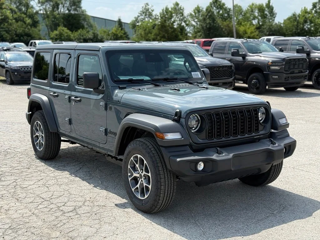 New 2026 Anvil Clear-Coat Exterior Paint Jeep Sport S image 4