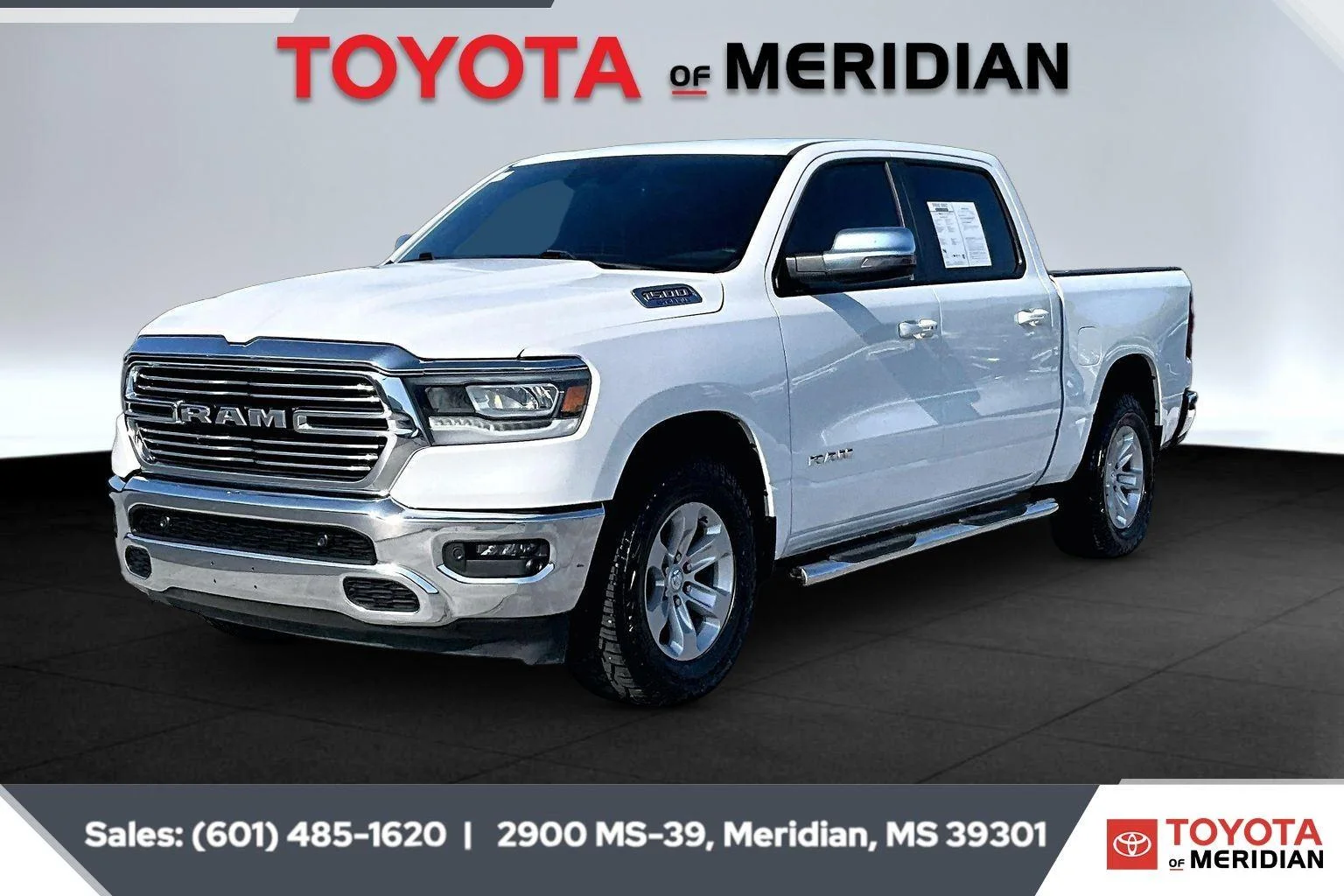 Used 2023 Ivory White Tri-Coat Pearlcoat Ram Laramie image 10