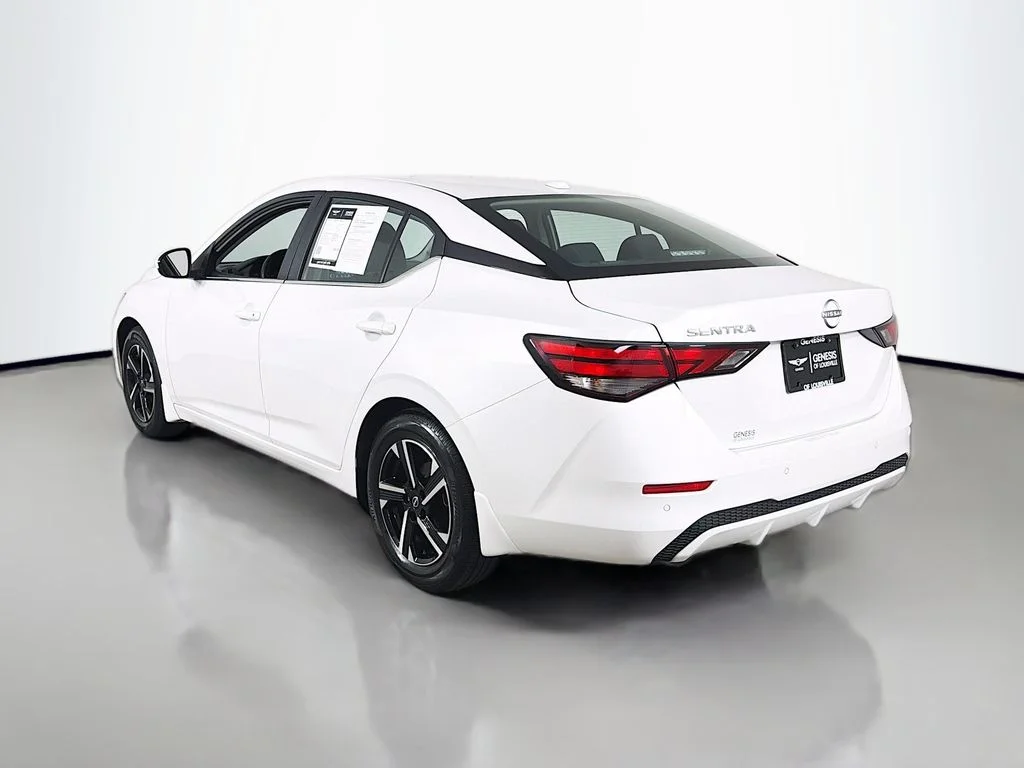 Used 2025 Aspen White Tricoat Nissan SV image 5