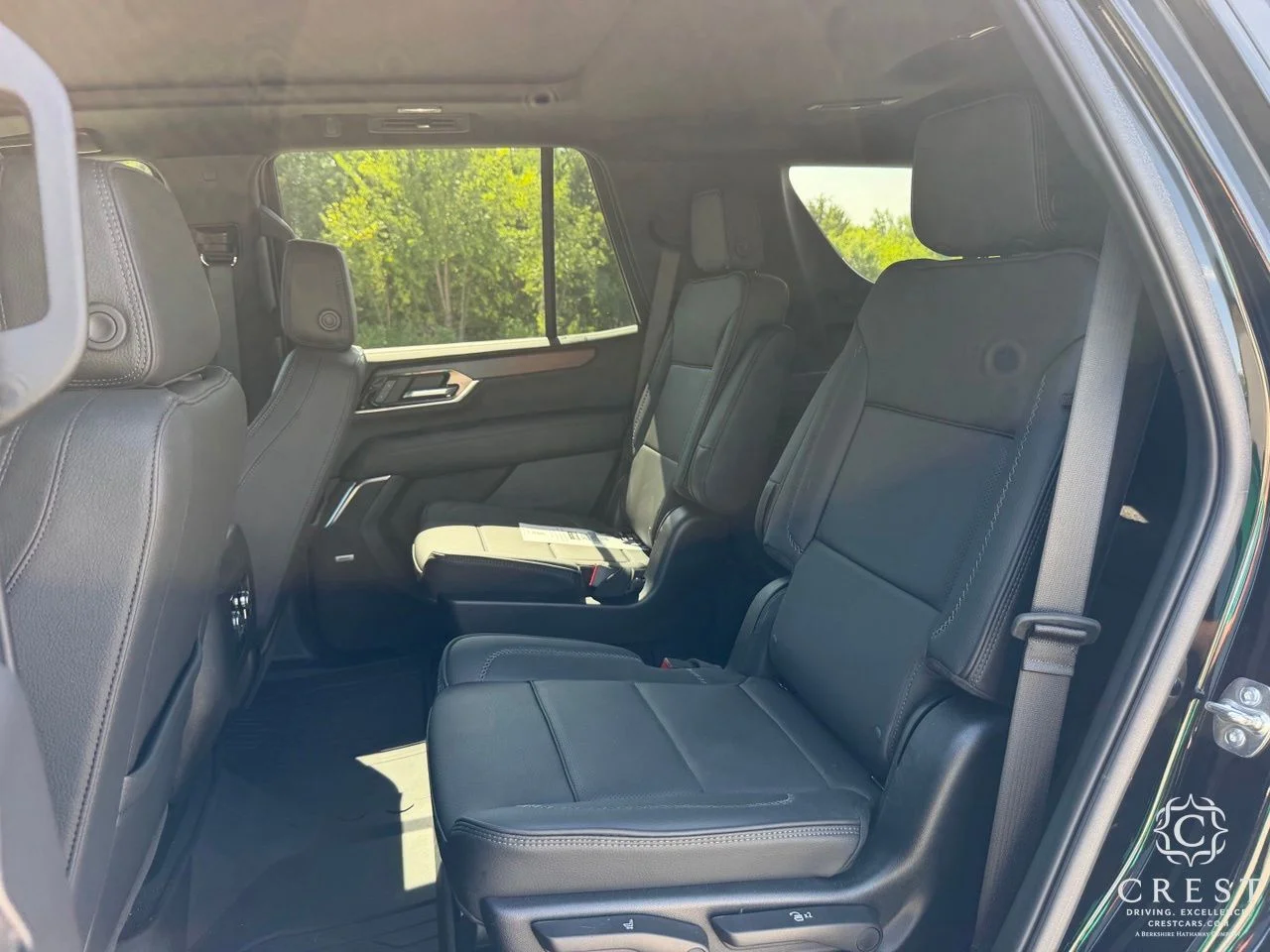 Used 2025 Onyx Black GMC Denali image 21