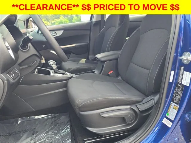 Used 2024 Blue Kia LXS image 18