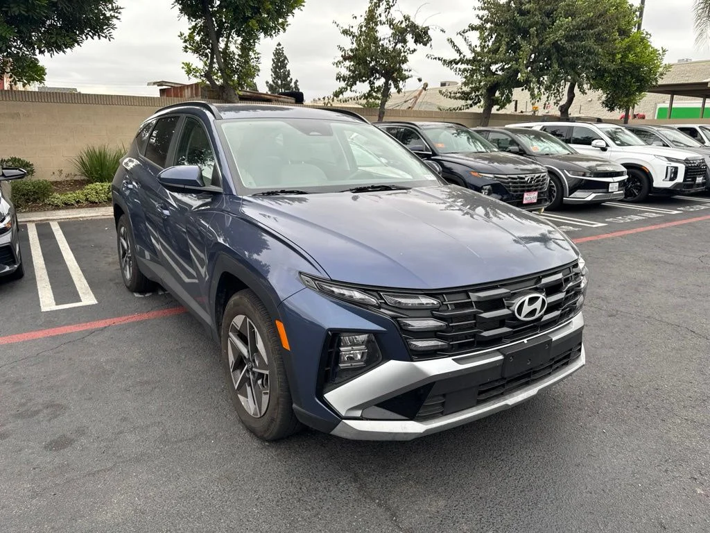 Used 2025 Blue Hyundai SEL image 4