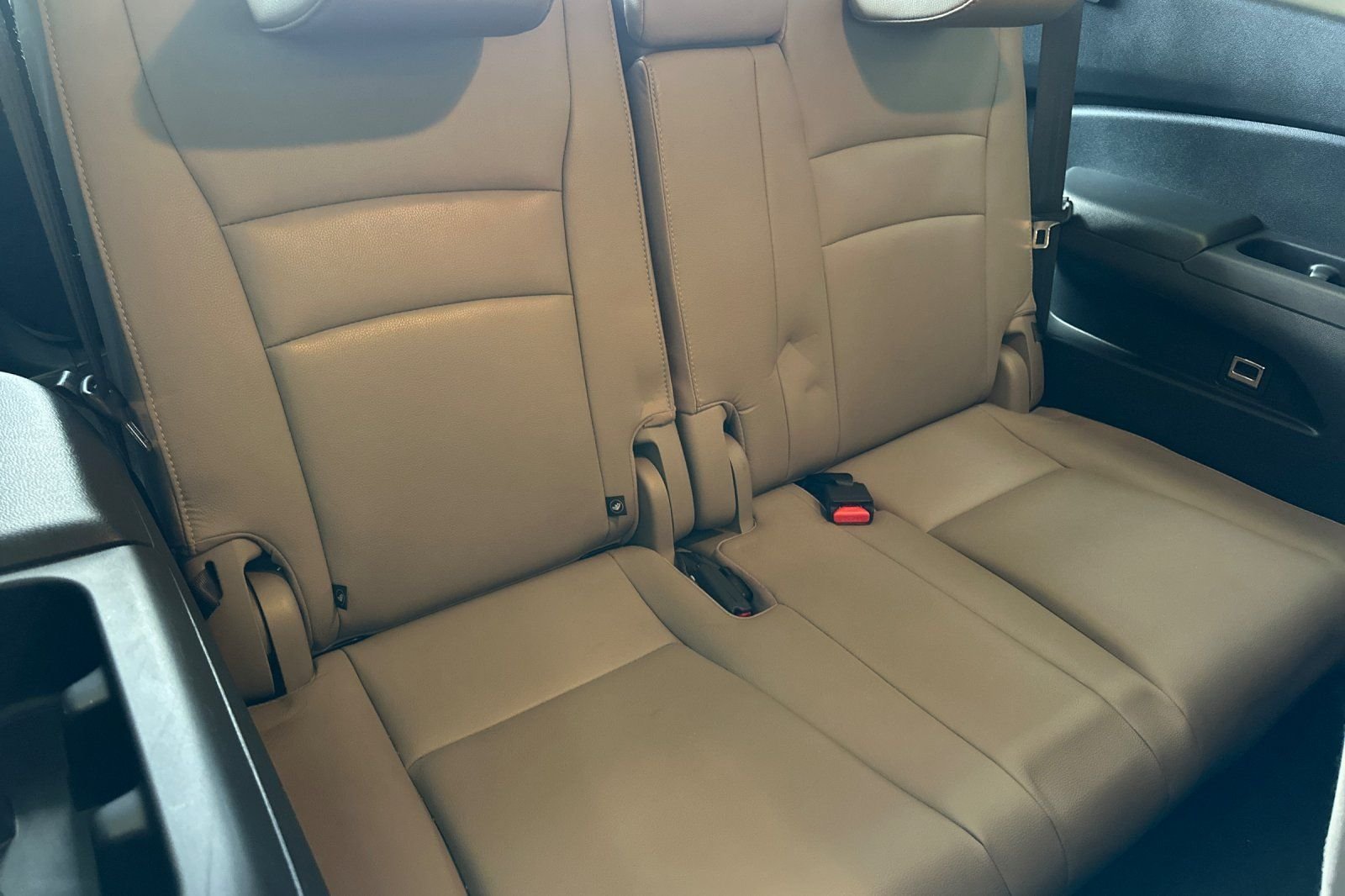 Used 2016 White Honda EX-L image 16