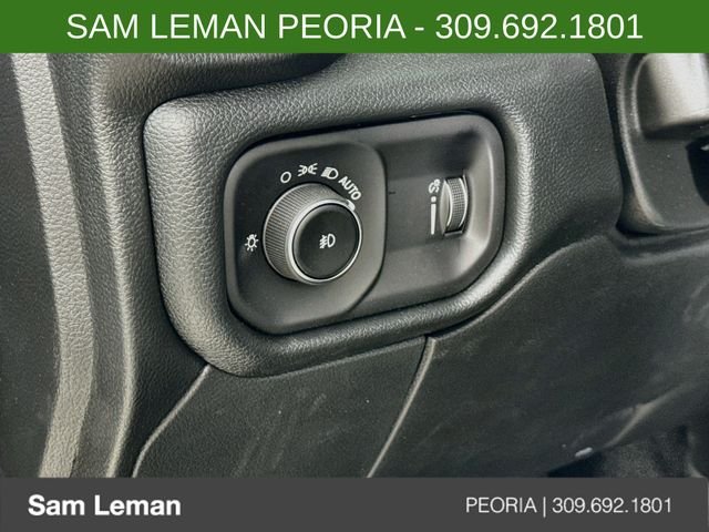 New 2027 Bright White Clearcoat RAM Tradesman image 10
