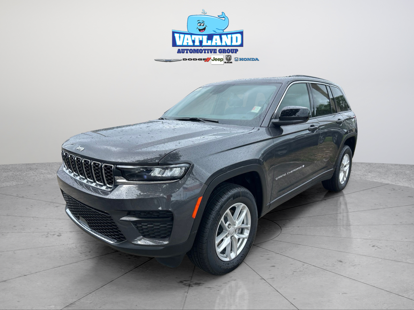 New 2026 Baltic Gray Metallic Clearcoat Jeep Laredo X image 20
