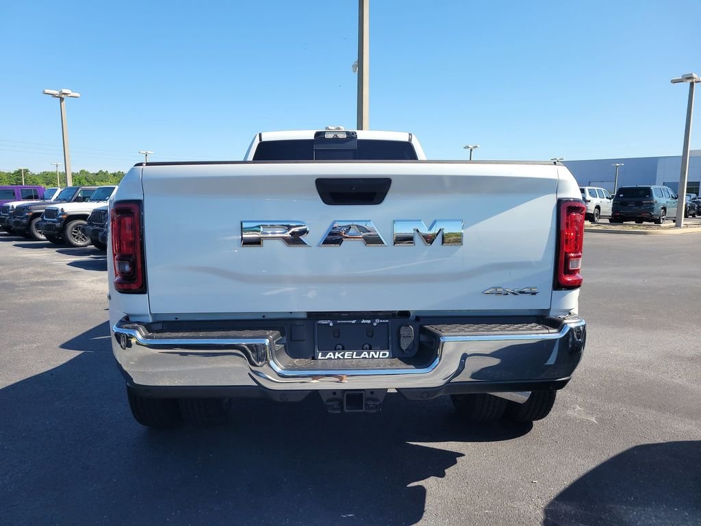 New 2026 Bright White Clear-Coat Exterior Paint RAM Tradesman image 6
