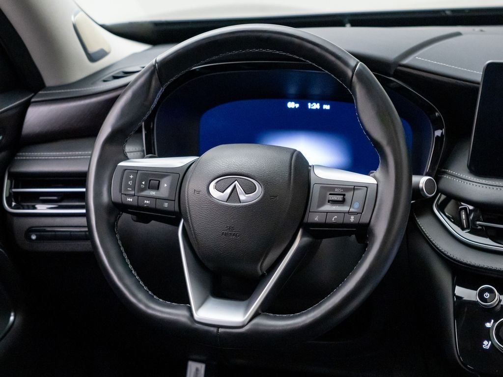 Used 2023 Mineral INFINITI Sensory image 12