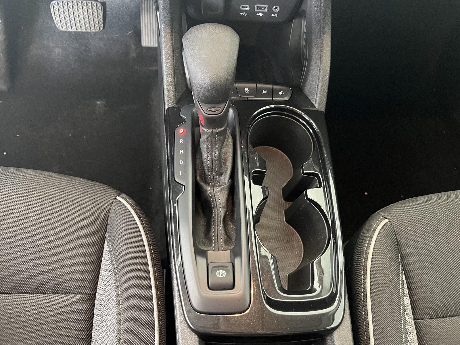 Used 2023 Sterling Gray Metallic Chevrolet LT image 17