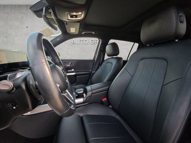Used 2023 Black Mercedes-Benz GLB 250 image 19