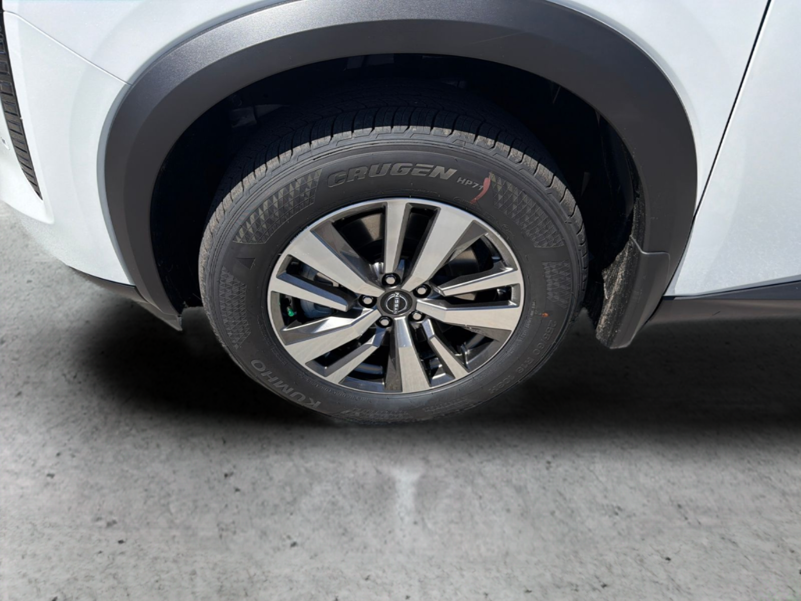 New 2026 White Nissan SL image 25