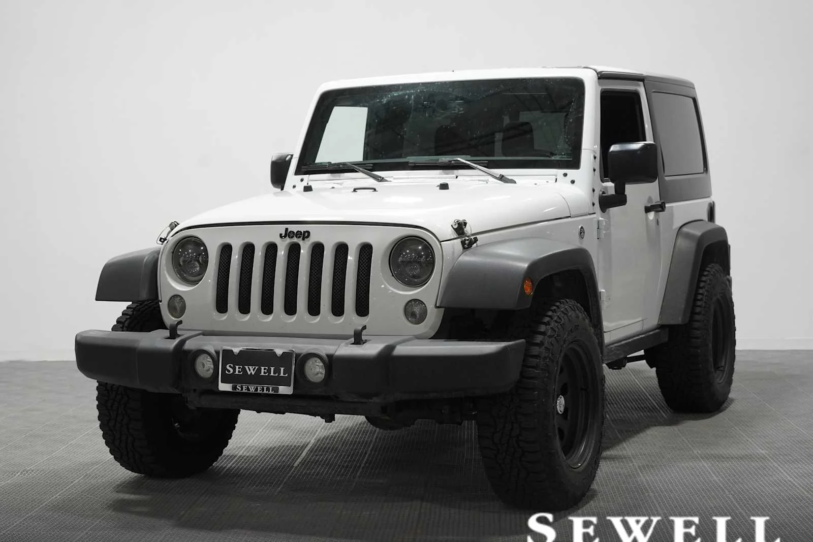 2016 Jeep Wrangler Sport's photo