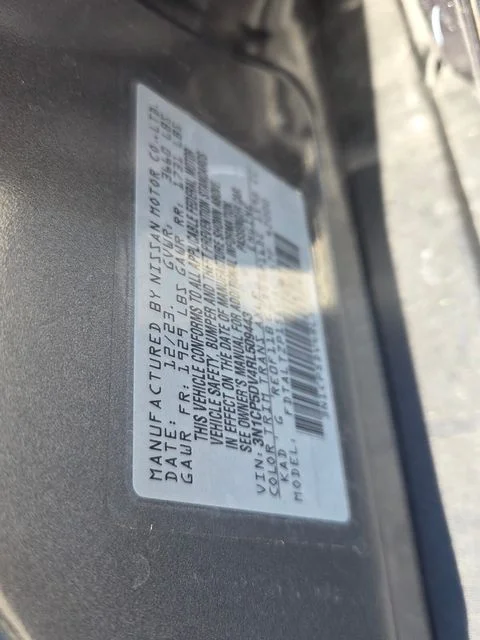 Used 2024 Gray Nissan SR image 19