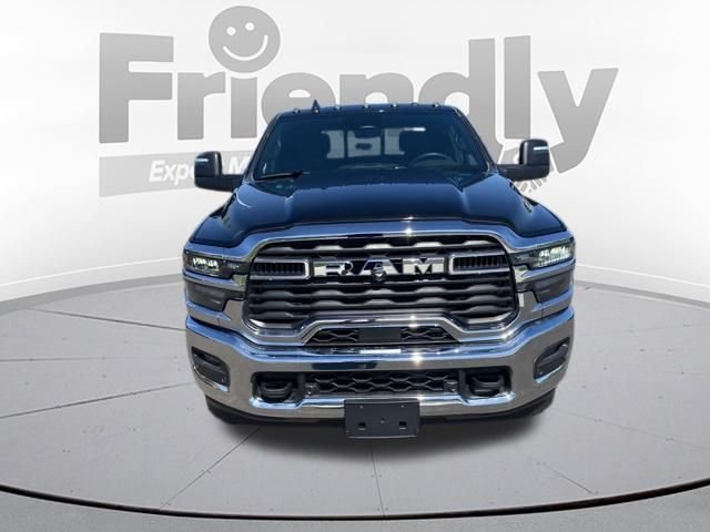 New 2026 Diamond Black Crystal Pearl-Coat Exterior Paint RAM Tradesman image 8