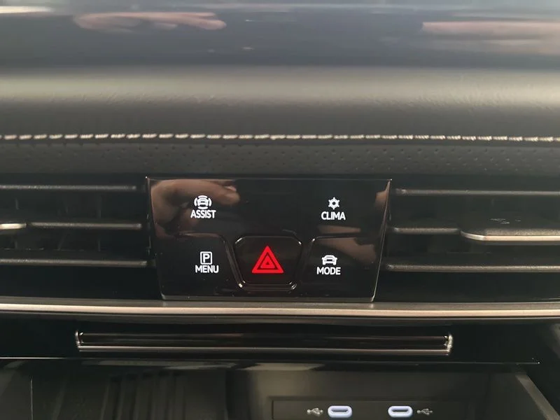 New 2026  Volkswagen 2.0T SE w/Technology image 14