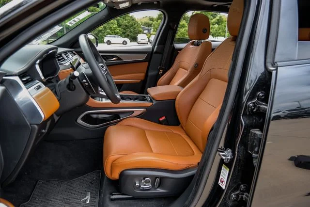 2026 Jaguar F-Pace R-Dynamic S - Photo 39