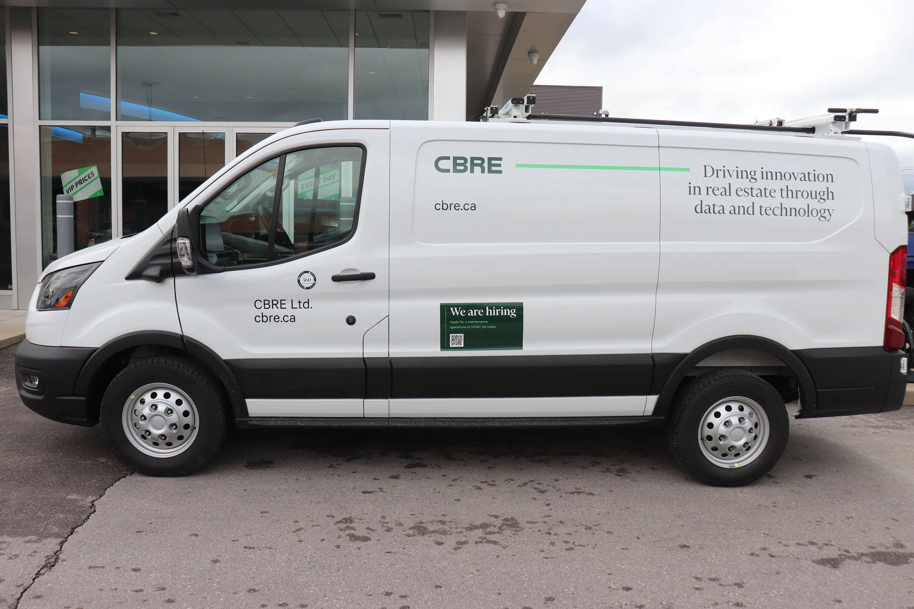 New 2026 OXFORD WHITE Ford  image 3